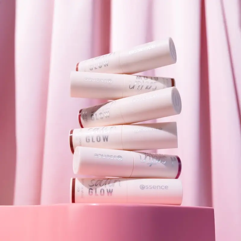 Essence Barra De Labios Satin Glow Luminous Shine 03 , 3,5 gr - Image 10