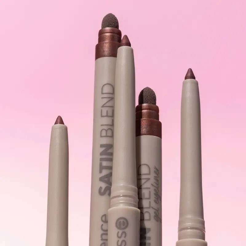 Essence Eyeliner En Gel Satin Blend 03 , 0,22 gr - Image 12