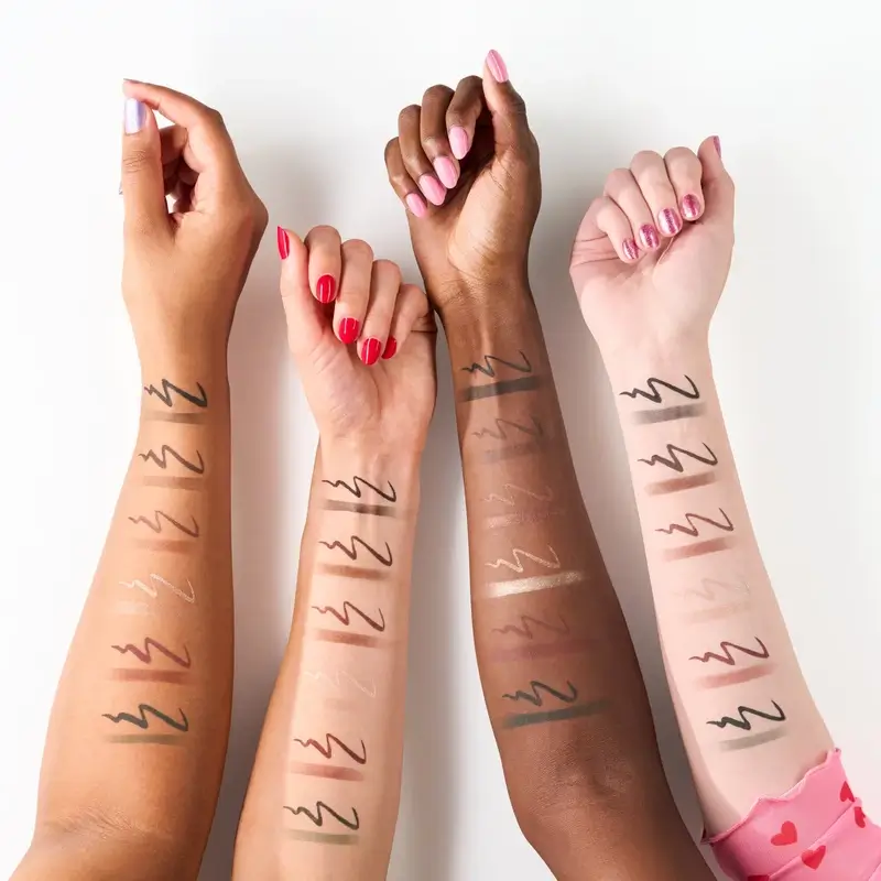 Essence Eyeliner En Gel Satin Blend 05 , 0,22 gr - Image 12